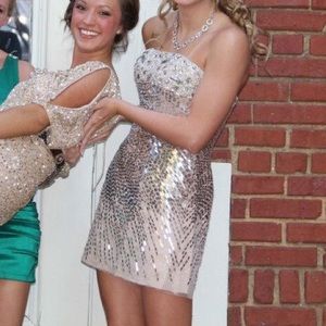 Sherri hill formal dress